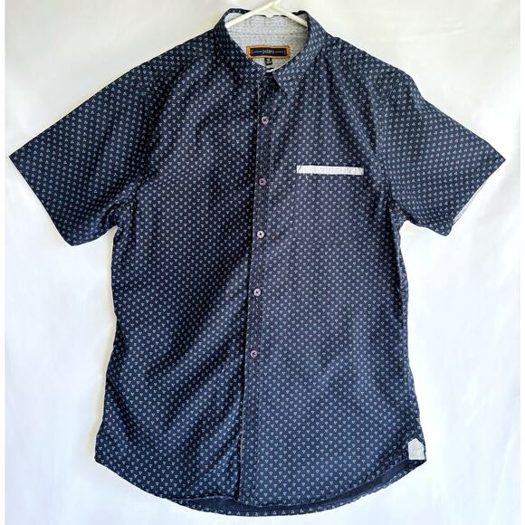PD&C Men's Blue Button Up Short Sleeve Shirt size Medium - Picture 1 of 6